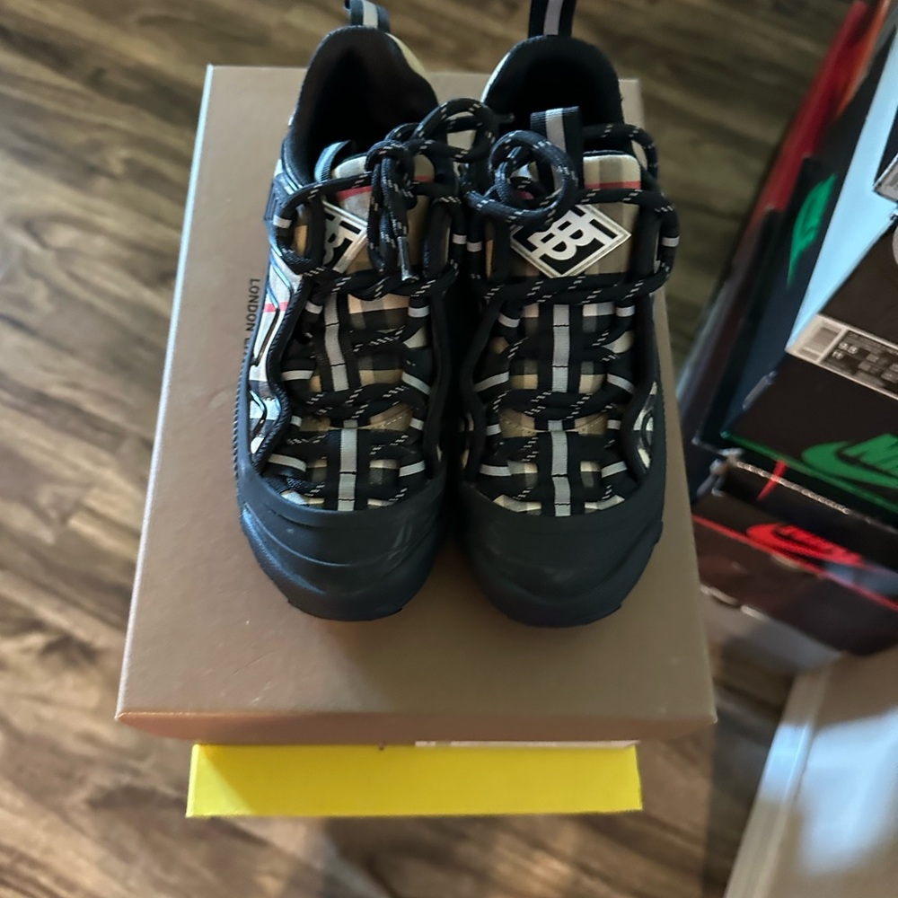 Burberry Kids Black and Tan Sneakers